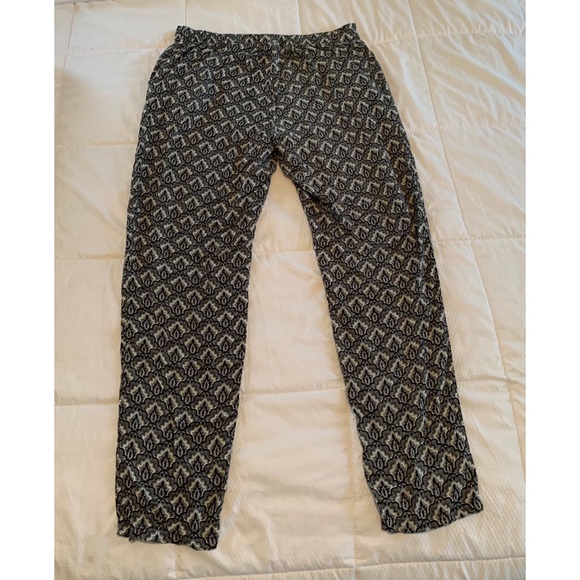 Black and white patterned H&M harem pants - Picture 2 of 4